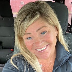 Meet your Posher, Cora